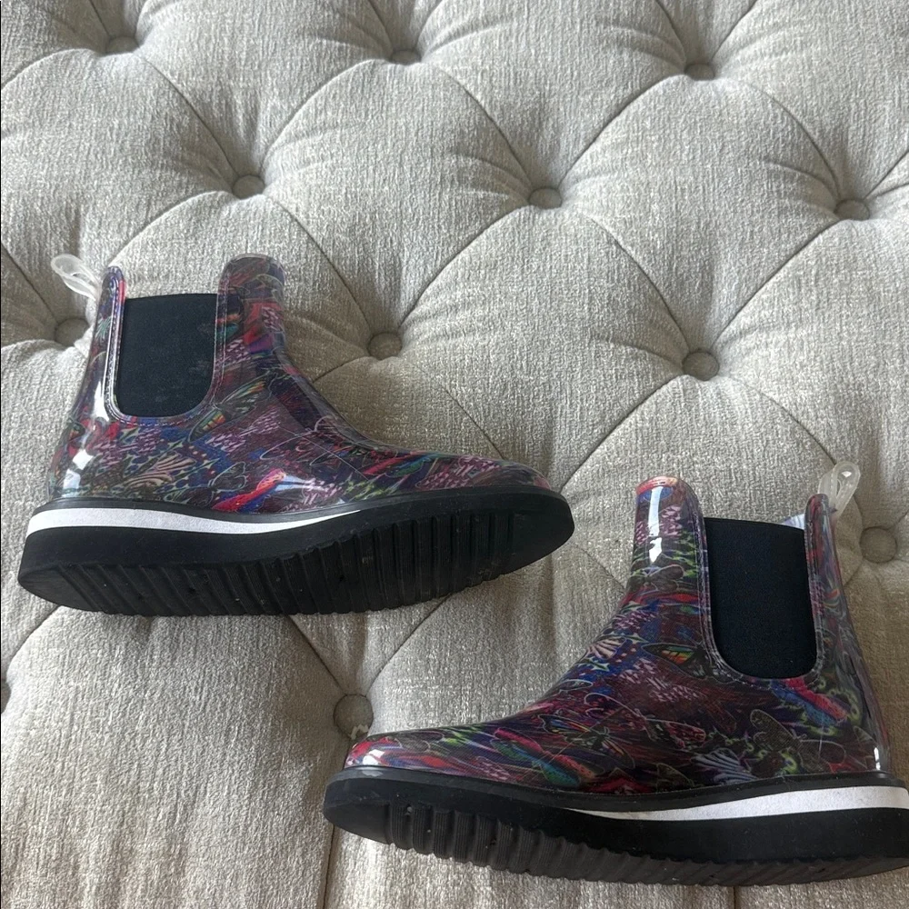 Roma Women’s Vegan Rubber Rain Boots NEW‎ Waterproof Art22 Print Butterfly SZ 6